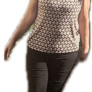 Liz Claiborne Black and White Chain Print Top